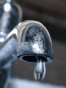 Let our Coppell plumbing contractors replace your leaky faucets